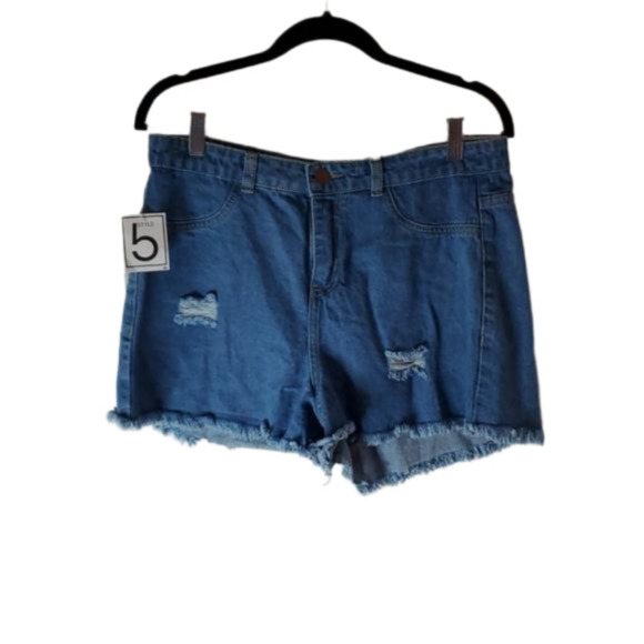 🍁New Distressed Jean Shorts Size XL - Picture 2 of 4